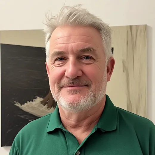 Portrait of Tom Kowalski